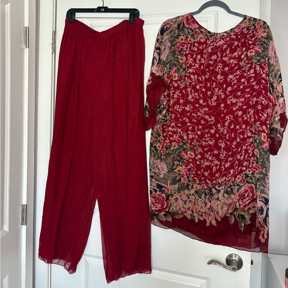 Floral Red Tunic and Pants Set 100% Silk.